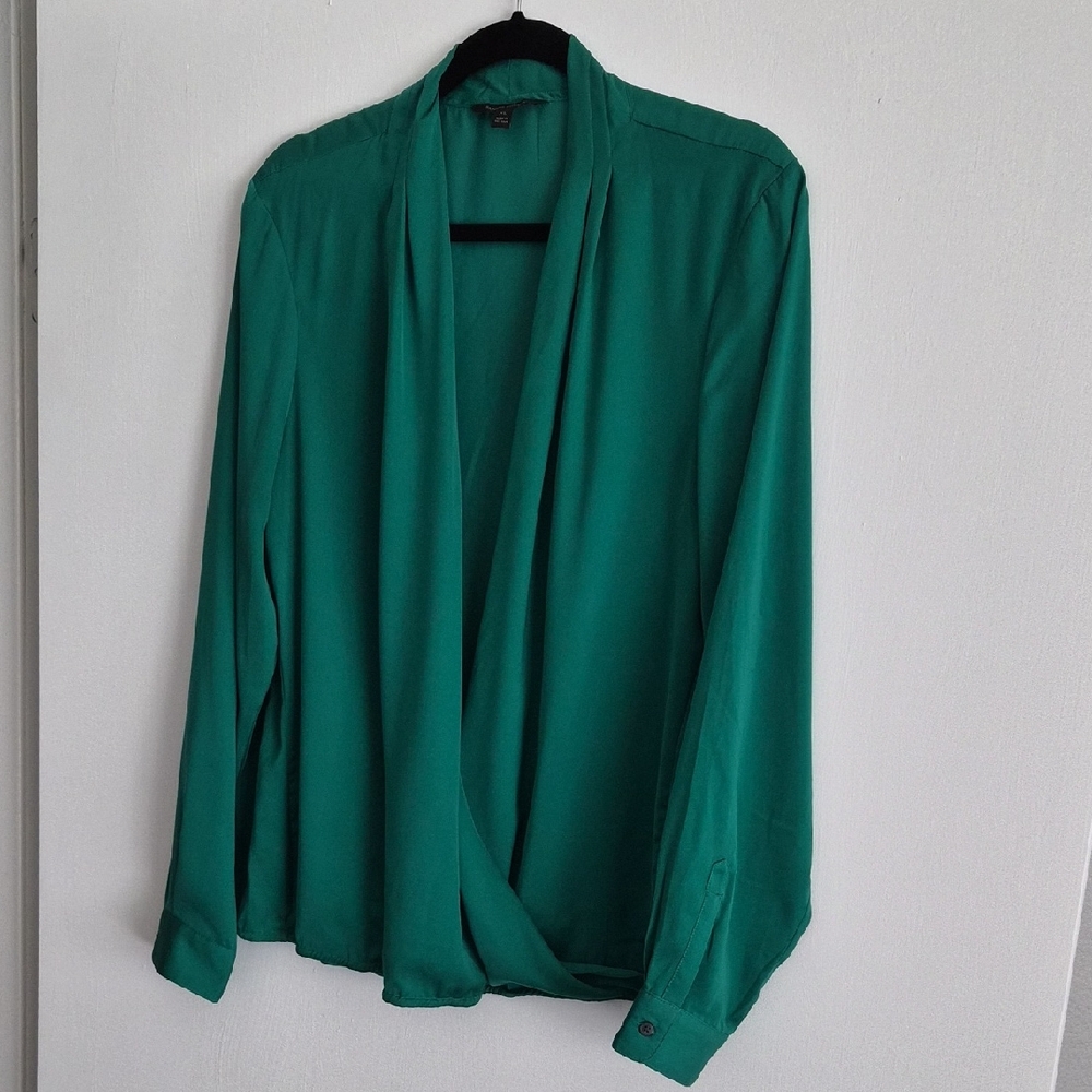 Banana Republic Emerald Green Blouse